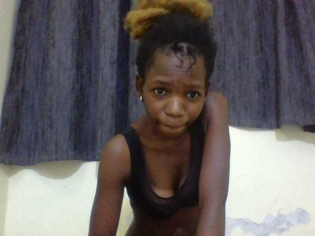 SexyMe- live cam on BongaCams