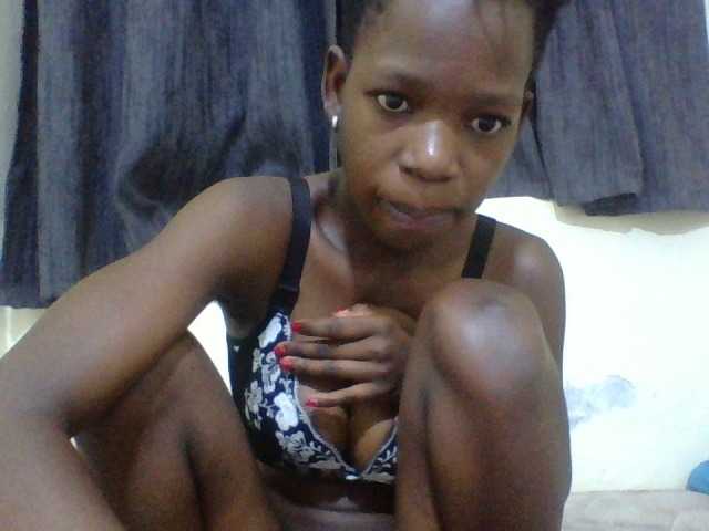 SexyMe- live cam on BongaCams