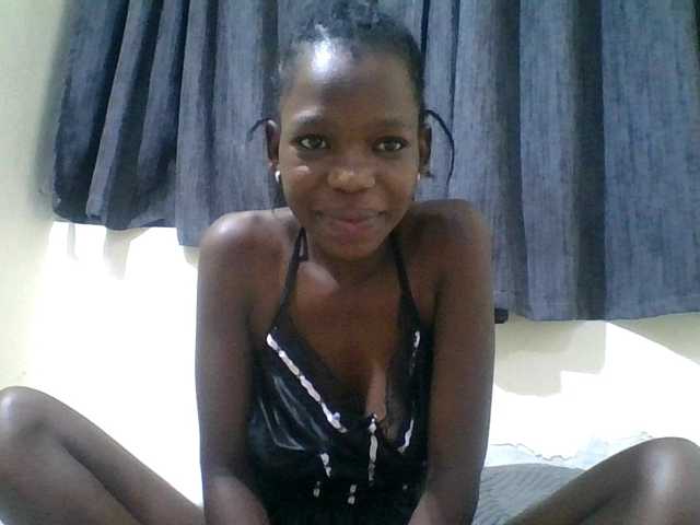 SexyMe- live cam on BongaCams