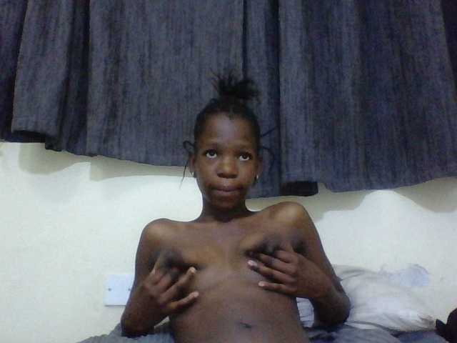 SexyMe- live cam on BongaCams
