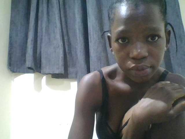 SexyMe- live cam on BongaCams