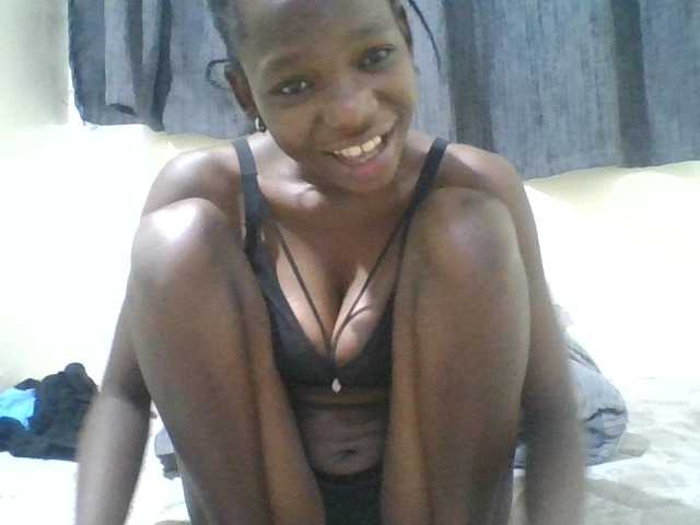 SexyMe- live cam on BongaCams