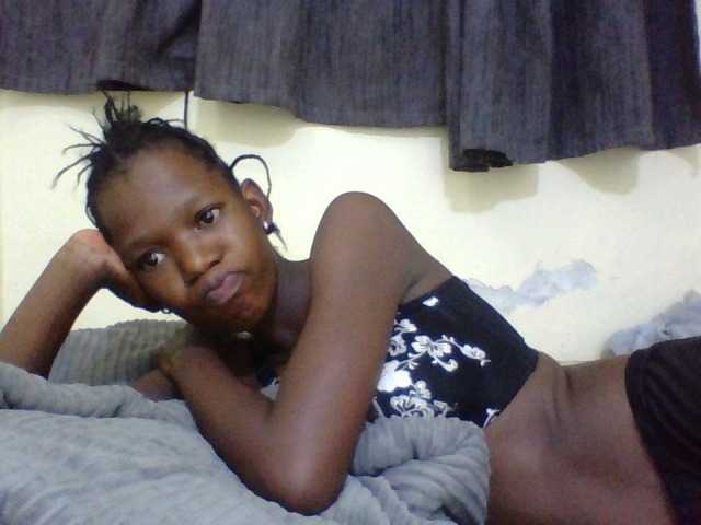 SexyMe- live cam on BongaCams