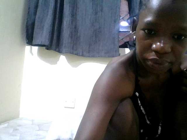 SexyMe- live cam on BongaCams