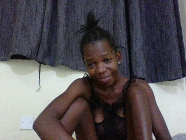 SexyMe- live cam on BongaCams