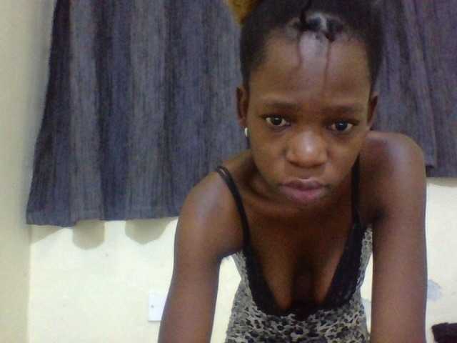 SexyMe- live cam on BongaCams