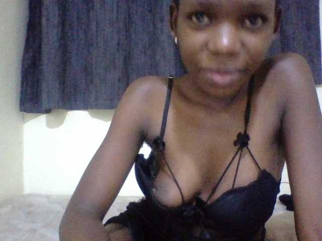 SexyMe- live cam on BongaCams