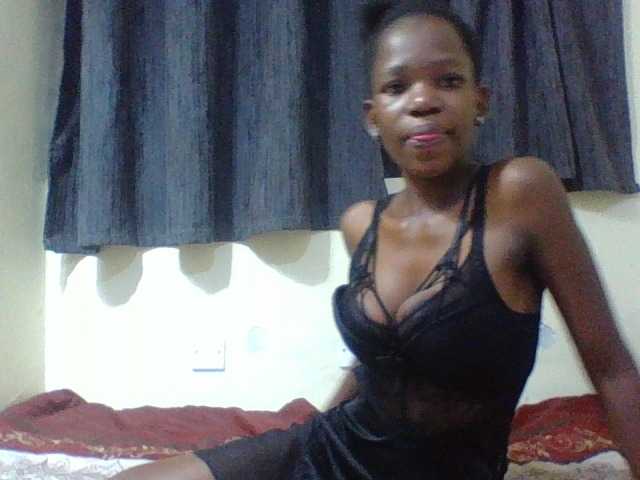 SexyMe- live cam on BongaCams