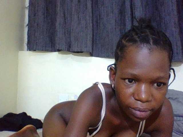 SexyMe- live cam on BongaCams
