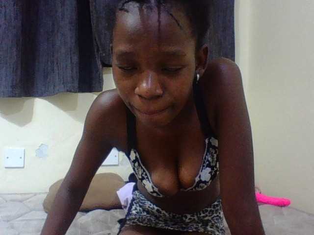 SexyMe- live cam on BongaCams