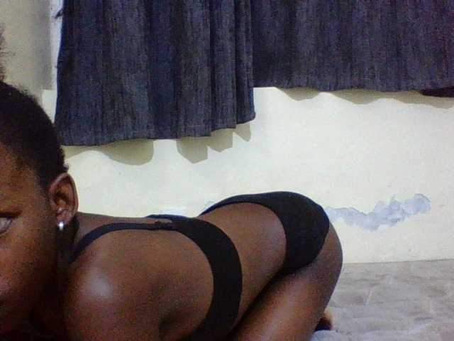 SexyMe- live cam on BongaCams