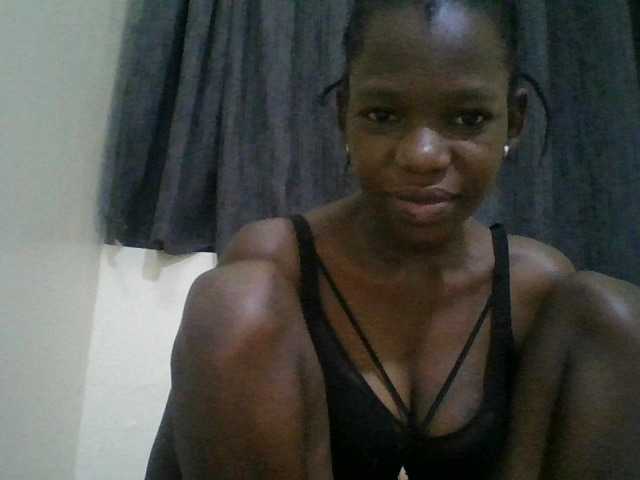 SexyMe- live cam on BongaCams