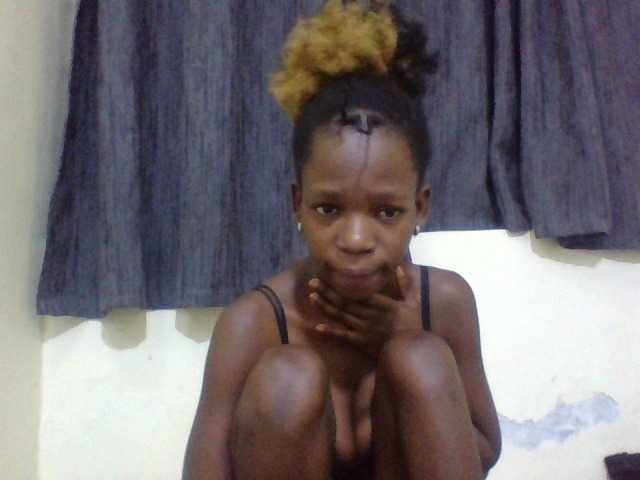 SexyMe- live cam on BongaCams