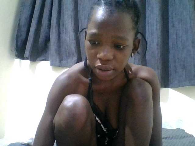 SexyMe- live cam on BongaCams
