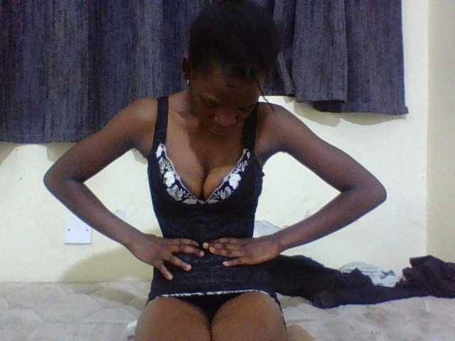SexyMe- live cam on BongaCams
