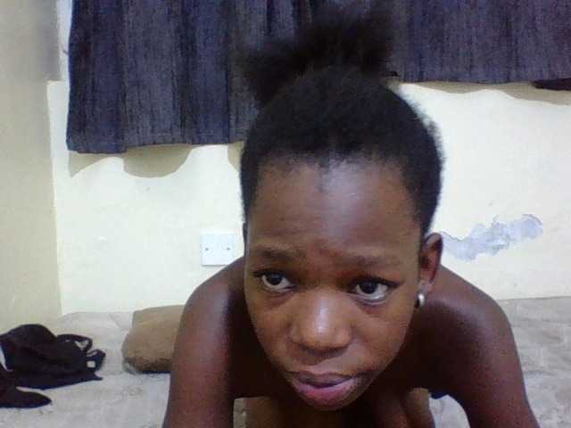 SexyMe- live cam on BongaCams