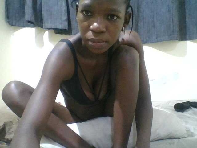 SexyMe- live cam on BongaCams