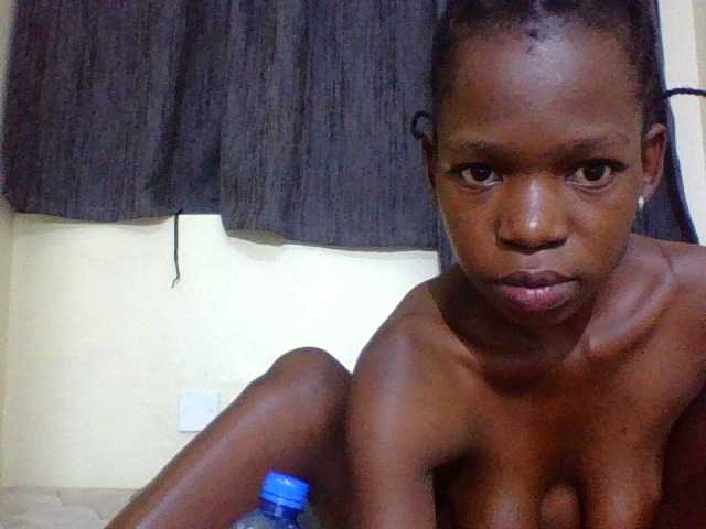 SexyMe- live cam on BongaCams