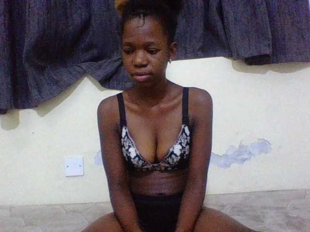 SexyMe- live cam on BongaCams