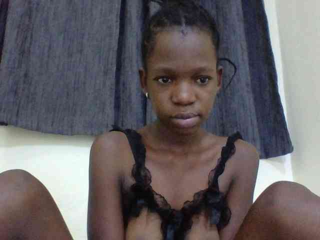 SexyMe- Live Webcam on BongaCams