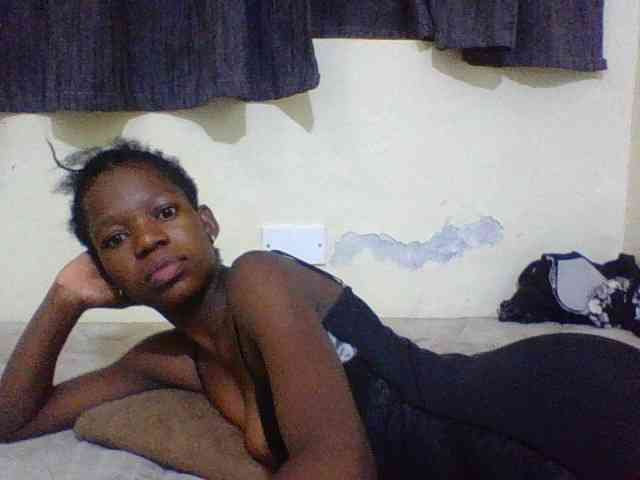 SexyMe- Live Webcam on BongaCams