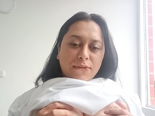 Queen-yess011 Porn Show