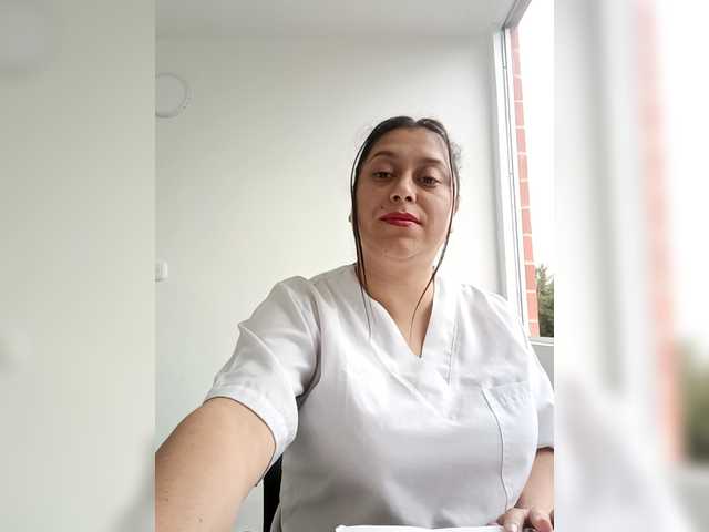 Queen-yess011
