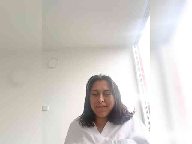 Queen-yess011 Live Webcam on BongaCams