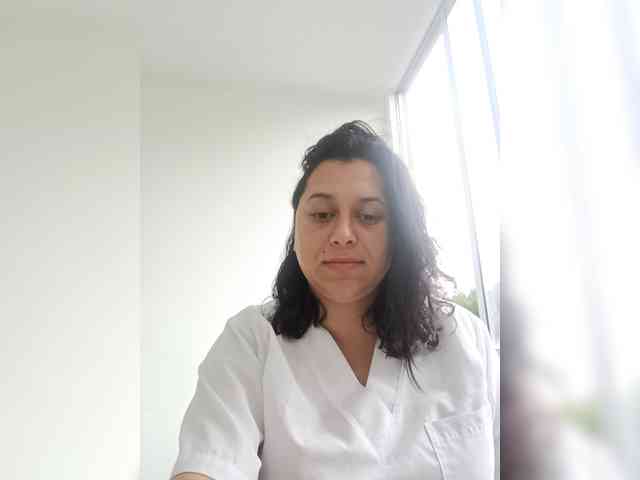 Queen-yess011 webcam