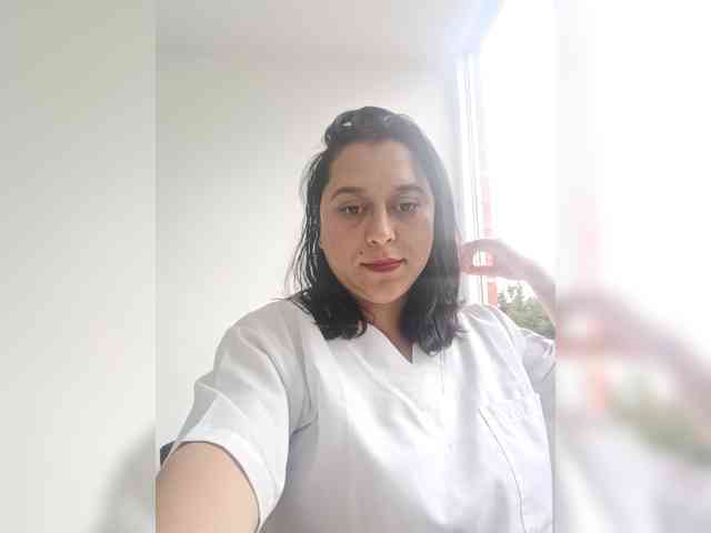 Queen-yess011 Live Webcam on BongaCams