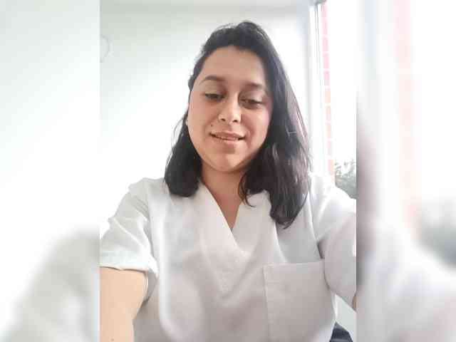 Modelo: Queen-yess011