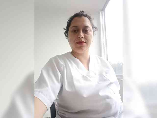 Queen-yess011 webcam