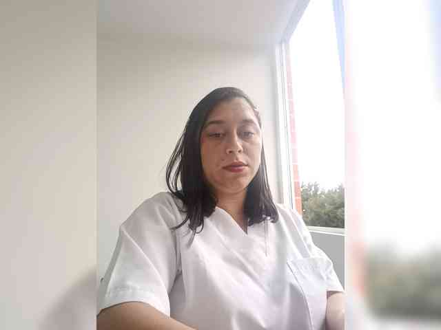 Queen-yess011 Live Webcam on BongaCams