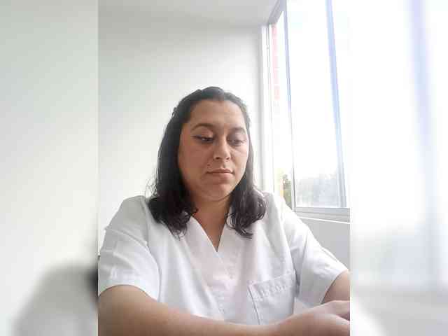 Queen-yess011 webcam