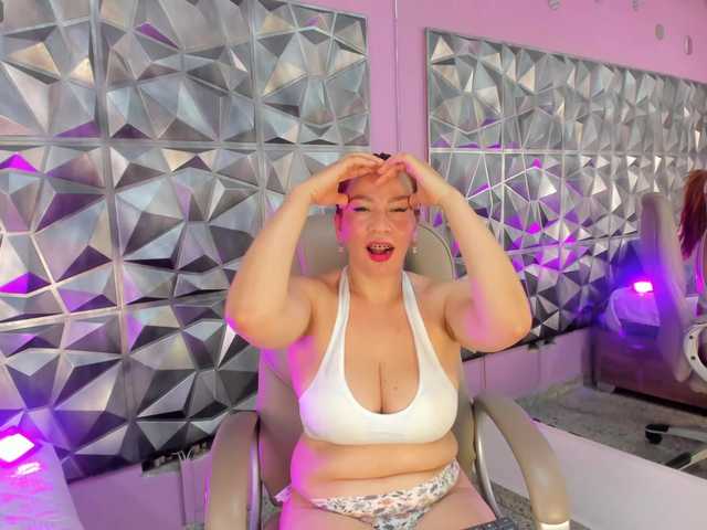 SamanthaHarlow live cam on BongaCams