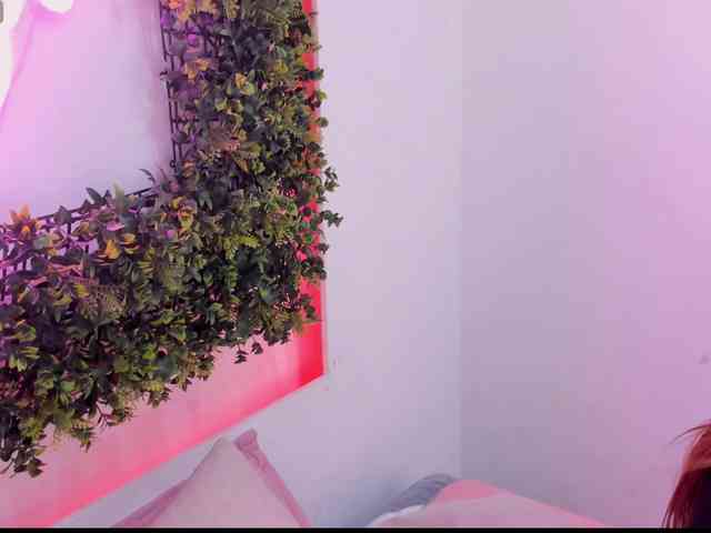 SamanthaHarlow webcam