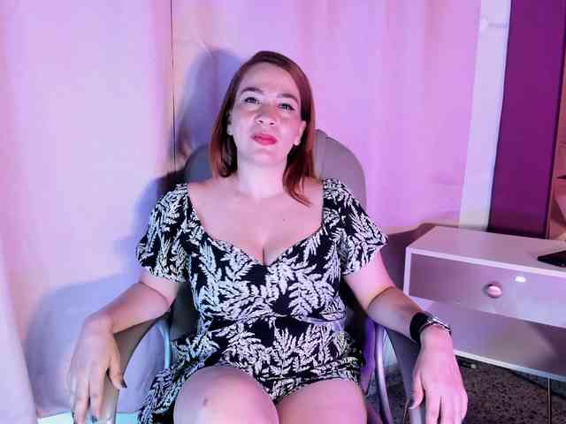 SamanthaHarlow webcam