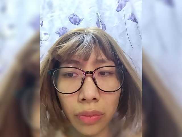 momo3312 live cam on BongaCams