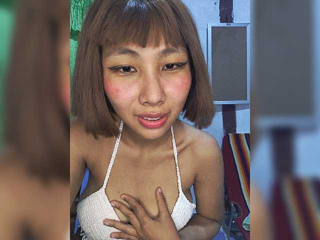 momo3312 live cam on BongaCams