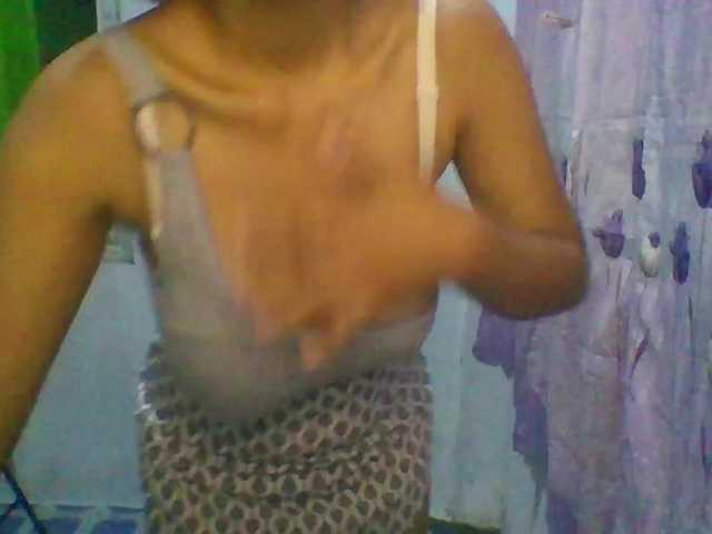 momo3312 live cam on BongaCams