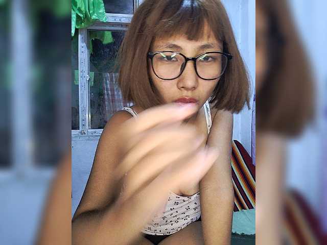 momo3312 live cam on BongaCams
