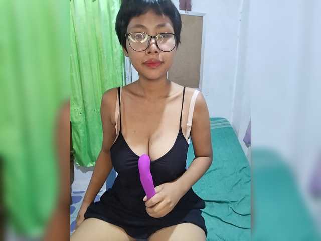 momo3312 live cam on BongaCams