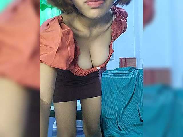 momo3312 live cam on BongaCams