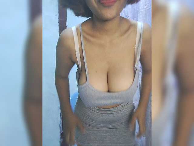 momo3312 live cam on BongaCams