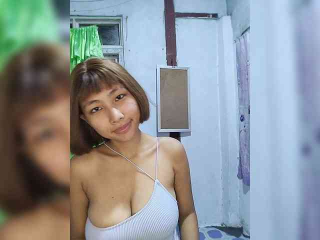 momo3312 webcam