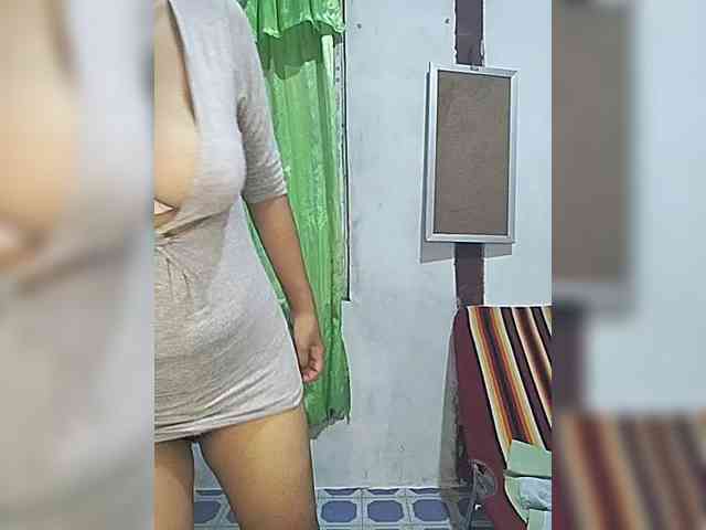 momo3312 webcam