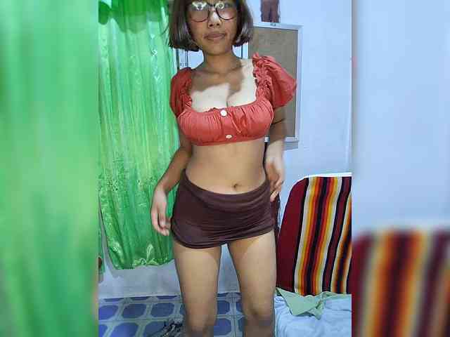 momo3312 webcam