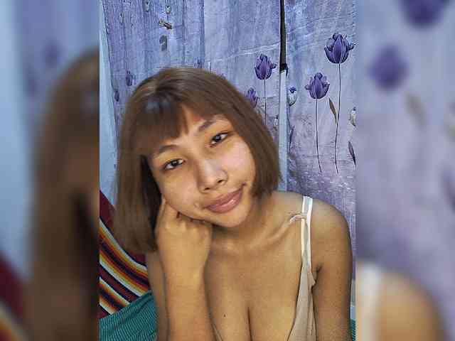 momo3312 webcam