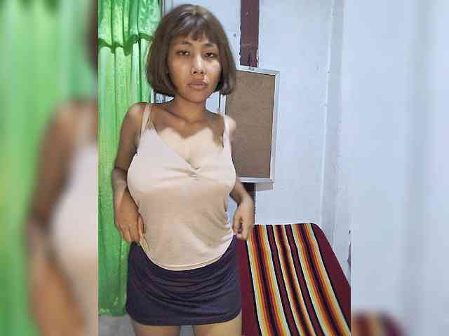 momo3312 webcam