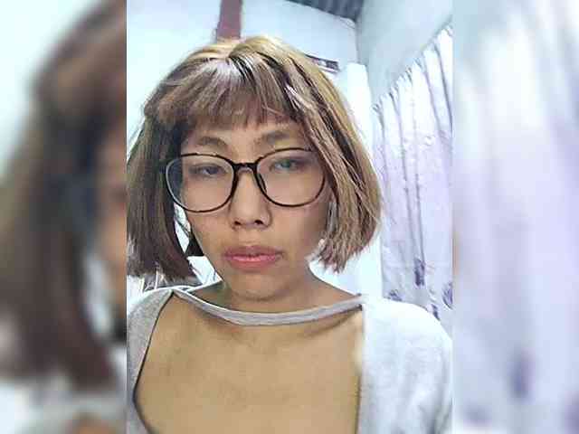 momo3312 webcam